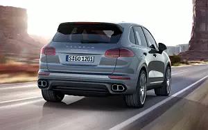 Porsche Cayenne Turbo     