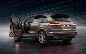 Porsche Cayenne Turbo     