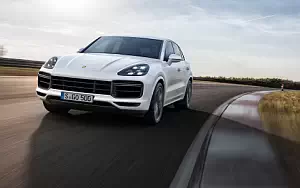 Porsche Cayenne Turbo     