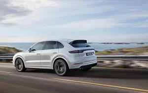 Porsche Cayenne Turbo     