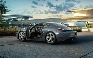 Porsche 718 Cayman     