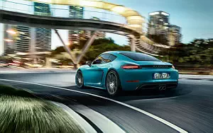 Porsche 718 Cayman S     