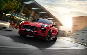 Porsche Macan GTS     