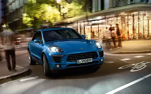 Porsche Macan S     