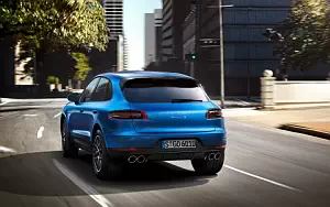 Porsche Macan S     