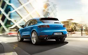 Porsche Macan S     