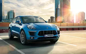 Porsche Macan S     