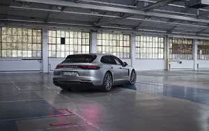 Porsche Panamera 4 E-Hybrid Sport Turismo     