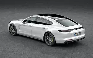 Porsche Panamera 4 E-Hybrid Executive     