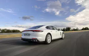 Porsche Panamera 4S E-Hybrid     