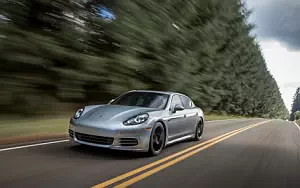 Porsche Panamera 4S US-spec     