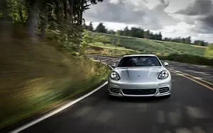Porsche Panamera 4S US-spec     