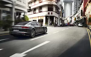 Porsche Panamera Turbo     