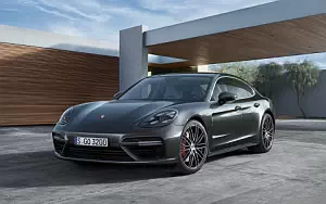 Porsche Panamera Turbo     