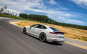 Porsche Panamera Turbo S E-Hybrid     