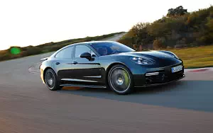 Porsche Panamera Turbo S E-Hybrid     