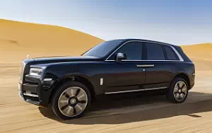 Rolls-Royce Cullinan UAE-spec     