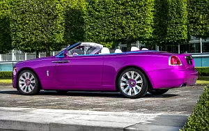 Rolls-Royce Dawn in Fuxia     