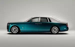 Rolls-Royce Phantom Iridescent Opulence     