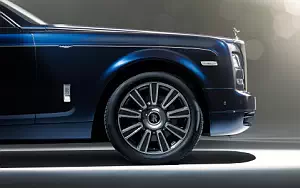 Rolls-Royce Phantom Limelight Collection     