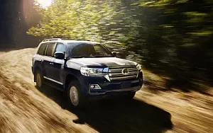 Toyota Land Cruiser 200 US-spec     