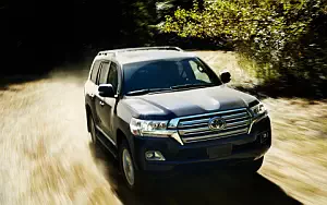 Toyota Land Cruiser 200 US-spec     