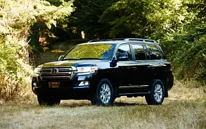 Toyota Land Cruiser 200 US-spec     