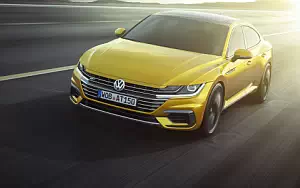 Volkswagen Arteon R-Line     