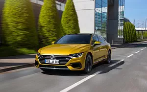 Volkswagen Arteon R-Line     