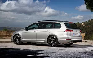 Volkswagen Golf GTD Variant     