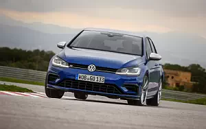 Volkswagen Golf R 5door     