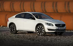 Volvo S60 D4 Cross Country     