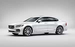 Volvo S90 T5 Momentum     