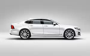 Volvo S90 T5 Momentum     