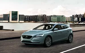 Volvo V40 T4 Momentum     