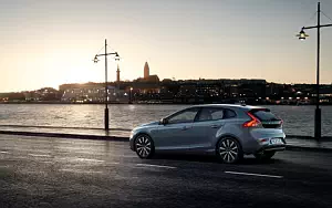 Volvo V40 T4 Momentum     