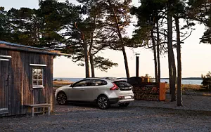 Volvo V40 T5 AWD Cross Country     