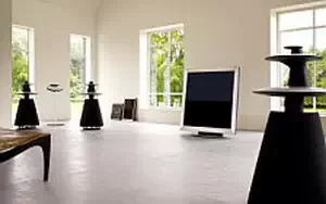 Bang & Olufsen BeoVision 5 with BeoLab 5    HD 