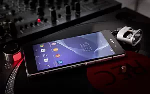 Sony Xperia Z2      HD 