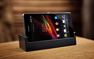 Sony Xperia ZR      HD 