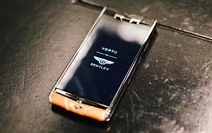 Vertu      HD 