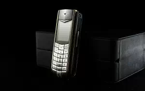 Vertu      HD 