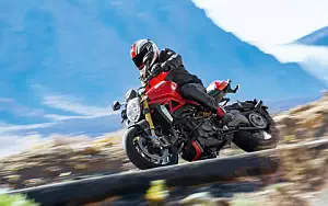 Ducati Monster 1200 S   HD   