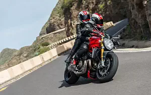 Ducati Monster 1200 S   HD   