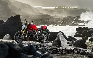 Ducati Monster 1200 S   HD   