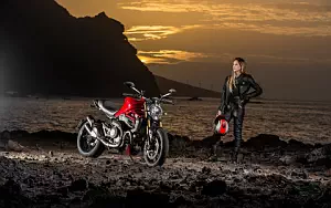 Ducati Monster 1200 S   HD   