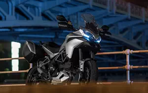 Ducati Multistrada 1200 S Touring   HD   