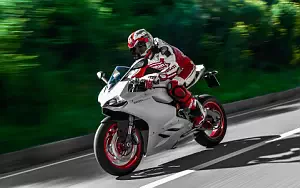 Ducati Superbike 899 Panigale   HD   