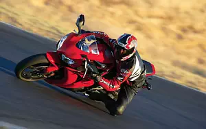 Honda CBR1000RR   HD   