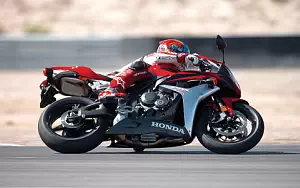 Honda CBR600RR   HD   